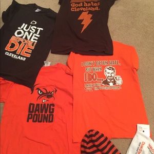 Cleveland Browns shirts socks hat